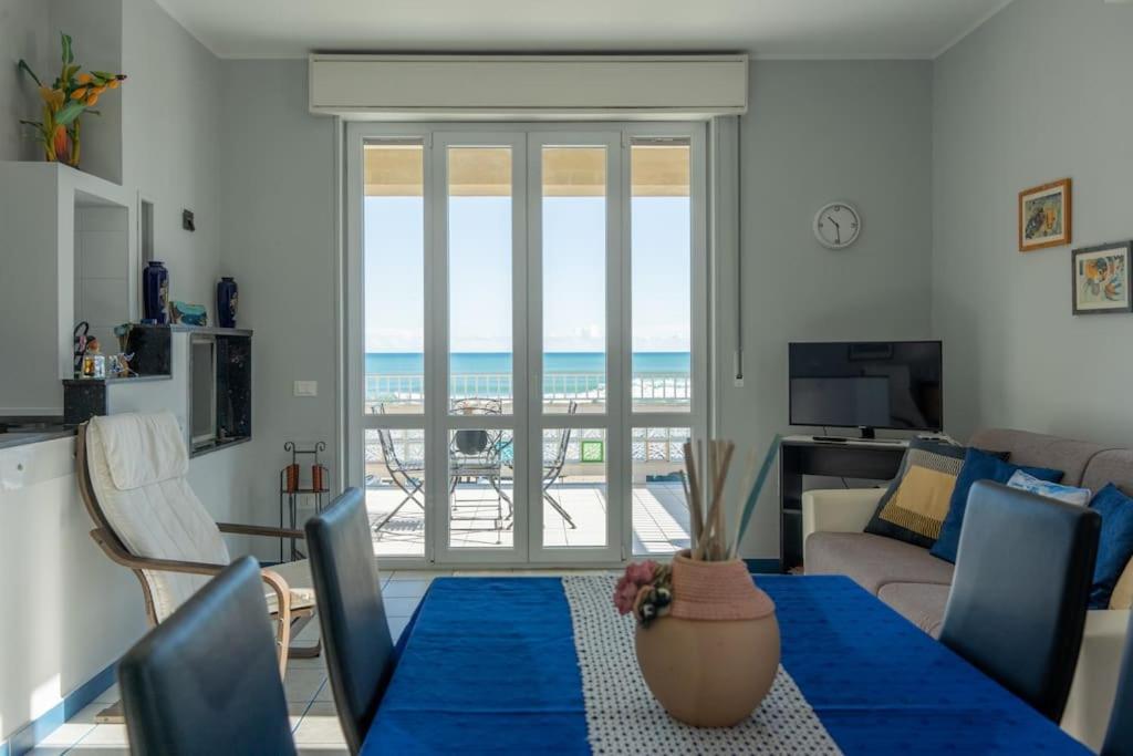 Vila La Casa Sul Mare Agnone Bagni Exteriér fotografie